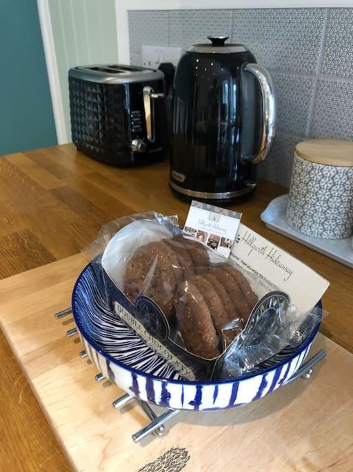 Hideaway Between Coast And Moors In A Beautiful Village Apartment Sleights Exteriör bild