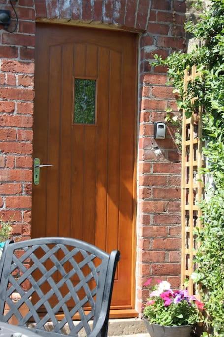 Hideaway Between Coast And Moors In A Beautiful Village Apartment Sleights Exteriör bild